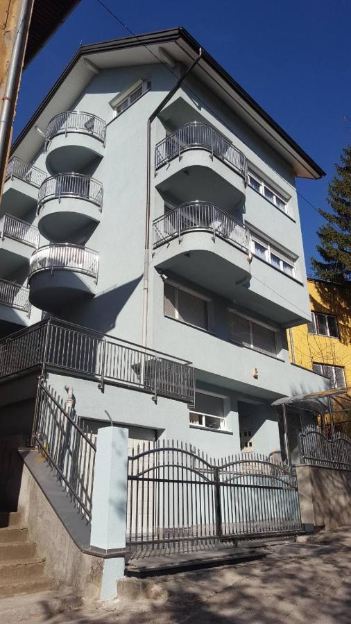 Apartment Esha サラエヴォ エクステリア 写真