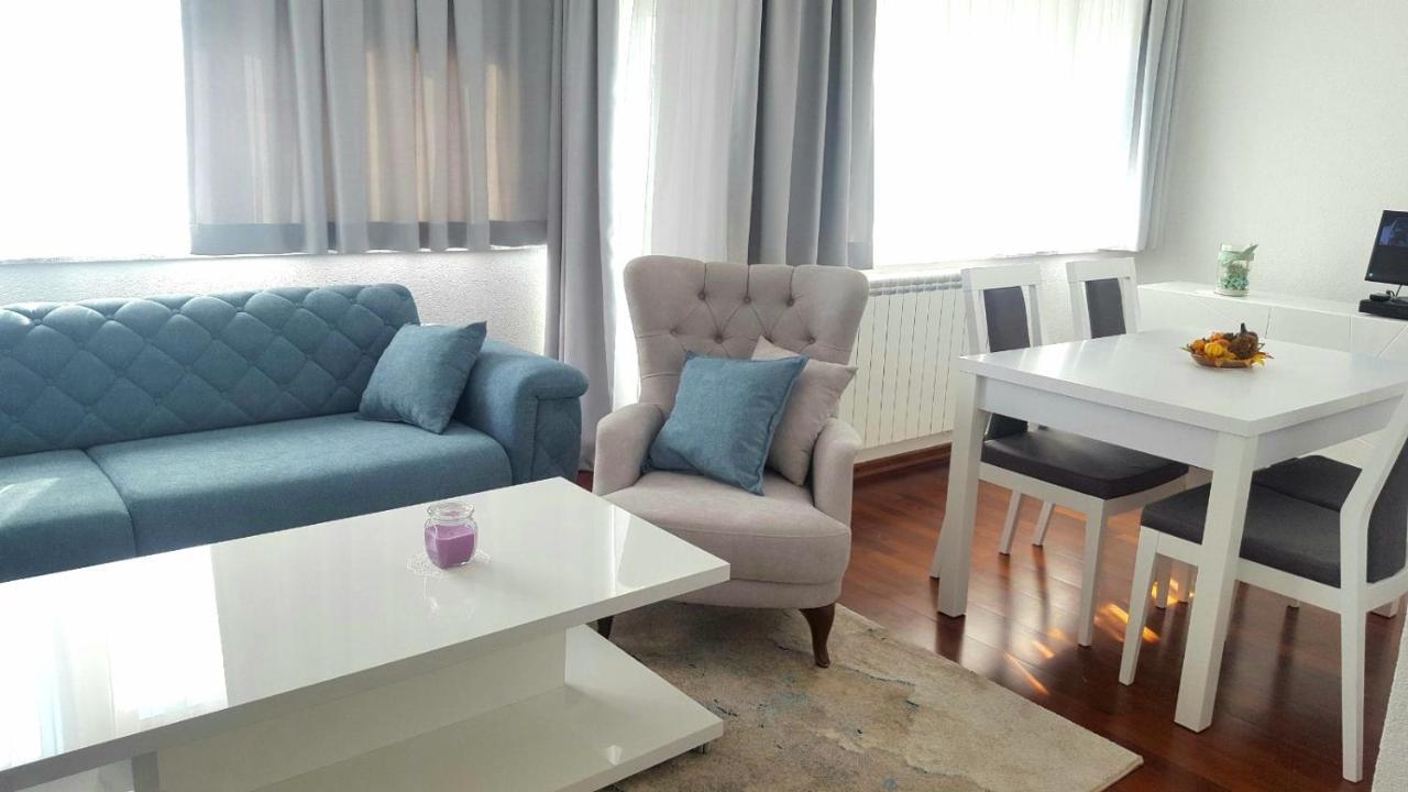 Apartment Esha サラエヴォ エクステリア 写真